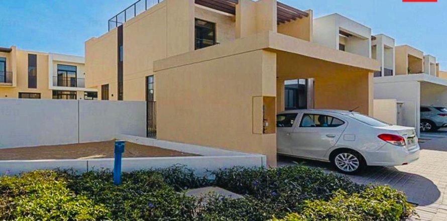 Villa de 4 chambres à Dubai, UAE No. 144329