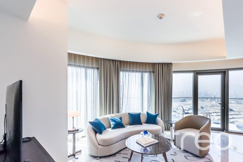 2 bedrooms Apartment in Address Harbour Point, UAE No. 173597 7