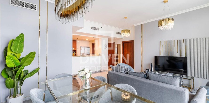 Apartment de 2 dormitorios en Burj Vista, UAE No. 192492