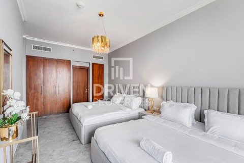 Apartment de 2 dormitorios en Burj Vista, UAE No. 192492 6