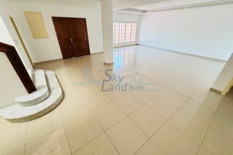 5 غرفة نوم  فيلا  رقم 125036 19