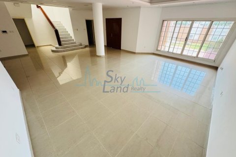 5 غرفة نوم  فيلا  رقم 125036 20