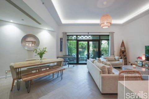 2 غرف نوم شقة في Shoreline Apartments, الإمارات العربية المتحدة رقم 205968 3