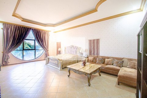 7 غرفة نوم  فيلا في Al Barsha 2, الإمارات العربية المتحدة رقم 19352 8