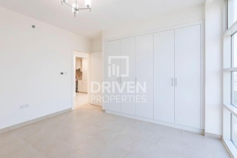2 bedrooms Apartment in Dubai, UAE No. 193663 19
