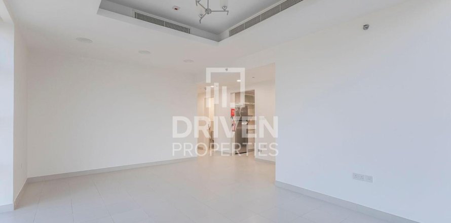 2 bedrooms Apartment in Dubai, UAE No. 193663