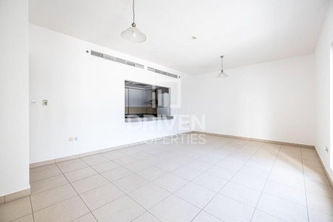 Квартира с 2 спальнями в Barsha Heights (Tecom), ОАЭ №193664 4