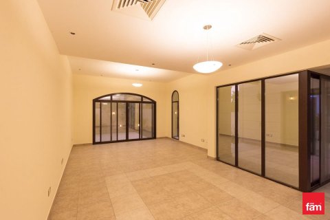 Townhouse de 4 dormitorios en Dubai, UAE No. 166303 14