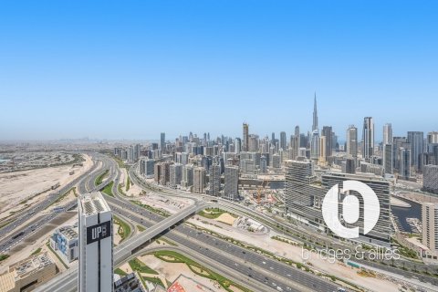 Квартира с 3 спальнями в Бизнес-Бэй, ОАЭ №155283 3