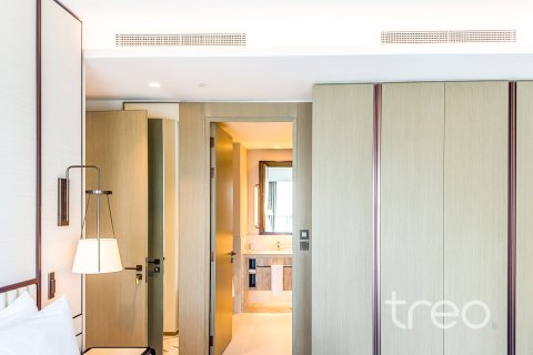 2 bedrooms Apartment in Address Harbour Point, UAE No. 206112 12