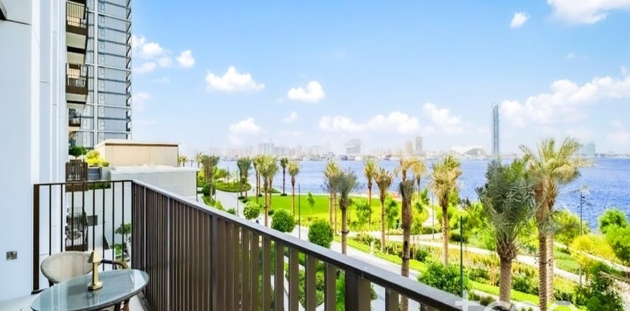 Apartment de 3 dormitorios en Dubai Creek Harbour, UAE No. 206113