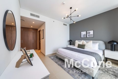 Apartment de 3 dormitorios en 5242, UAE No. 74795 8
