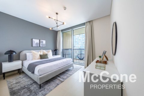 Apartment de 3 dormitorios en 5242, UAE No. 74795 7