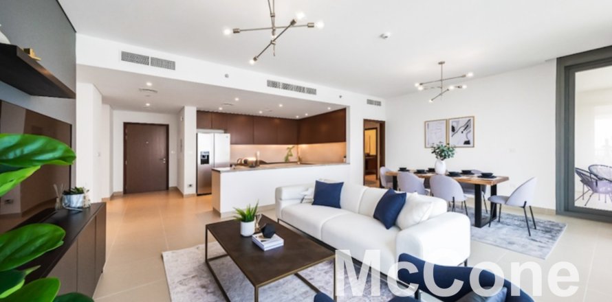 Apartment de 3 dormitorios en 5242, UAE No. 74795