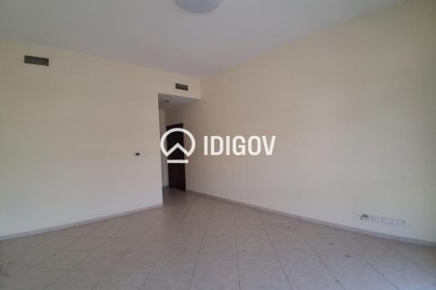2 bedrooms Apartment in Mirdif, UAE No. 187946 4