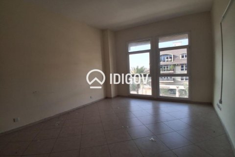 2 bedrooms Apartment in Mirdif, UAE No. 187946 7