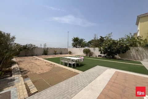 3 غرف نوم فيلا  رقم 109652 14