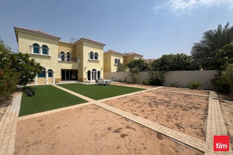 3 غرف نوم فيلا  رقم 109652 15