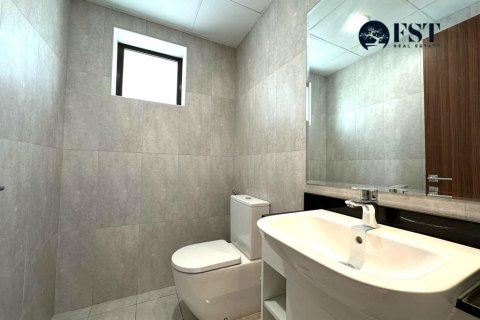 3 bedrooms Townhouse in District 11, UAE No. 10536 12