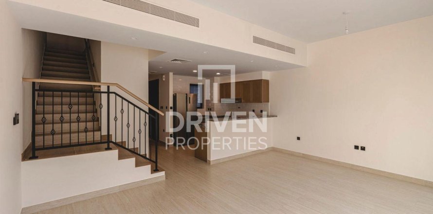 3 bedrooms Townhouse in Damac Lagoons, UAE No. 192162
