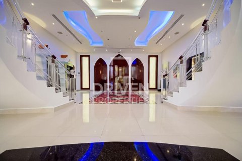 1723.72m² Villa in Sector E, UAE No. 192157 14