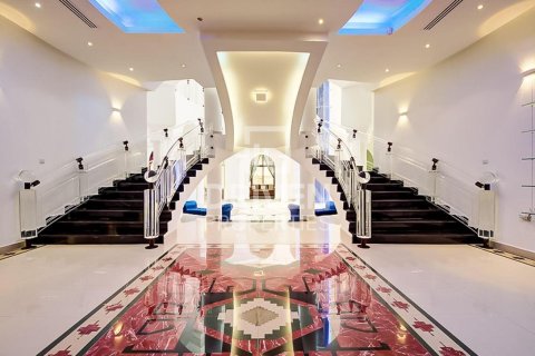 1723.72m² Villa in Sector E, UAE No. 192157 9