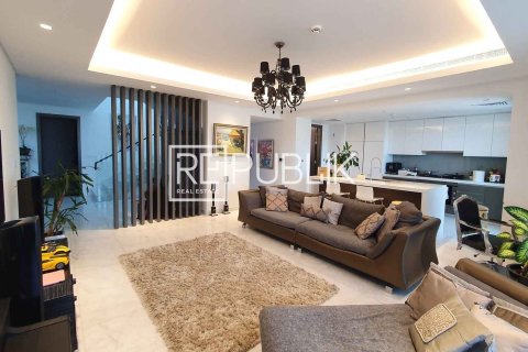 Villa de 4 dormitorios en THE REDWOODS Yas Island, UAE No. 96640 14