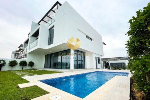 Villa de 4 chambres à Sharjah Waterfront City, UAE No. 96717 13