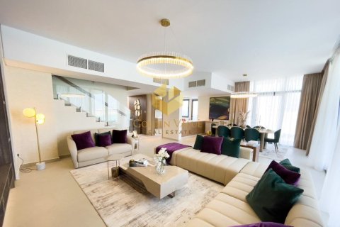 Villa de 4 chambres à Sharjah Waterfront City, UAE No. 96717 6
