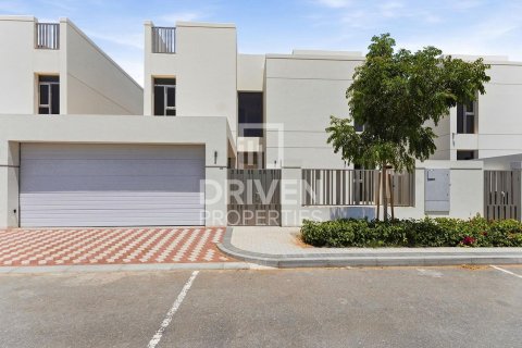 5 غرفة نوم فيلا في Jumeirah Park, الإمارات العربية المتحدة رقم 200554 9