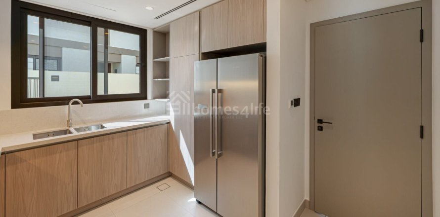4 bedrooms Villa in Tilal Al Ghaf, UAE No. 185068