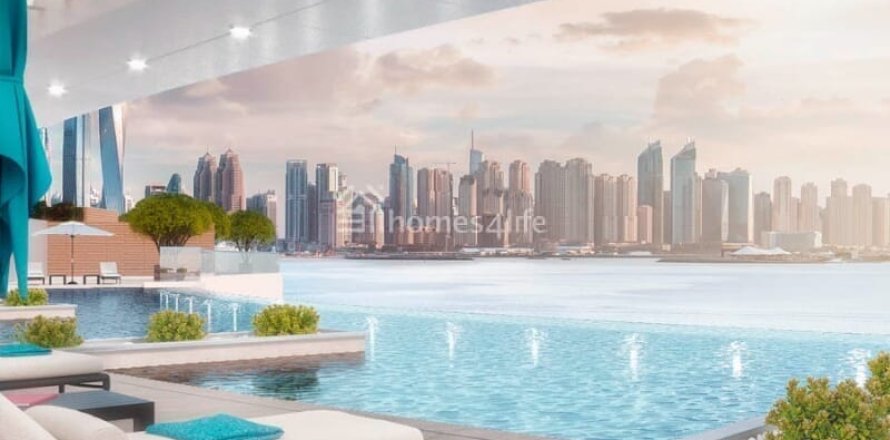 Studio Apartment in Jumeirah Lake Towers, UAE No. 185064