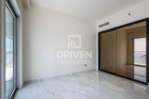 Apartment de 4 dormitorios en EMAAR Beachfront, UAE No. 85784 17