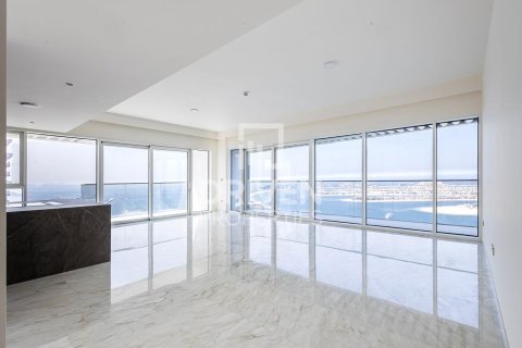 Apartment de 4 dormitorios en EMAAR Beachfront, UAE No. 85784 2