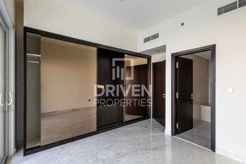 Apartment de 4 dormitorios en EMAAR Beachfront, UAE No. 85784 20