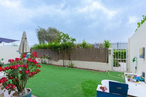 Вилла с 4 спальнями в Maple at Dubai Hills Estate, ОАЭ №145753 3