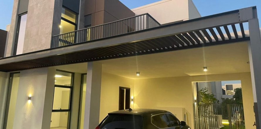 Townhouse de 4 dormitorios en Dubai, UAE No. 163602