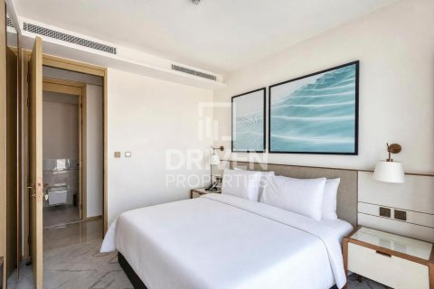 Apartment de 3 dormitorios en Address Harbour Point, UAE No. 204739 8