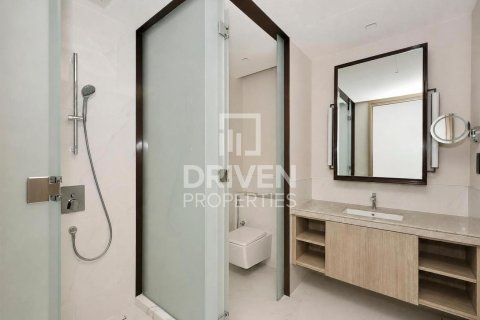 Apartment de 3 dormitorios en Address Harbour Point, UAE No. 204739 10