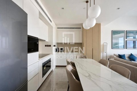 Apartment de 3 dormitorios en Address Harbour Point, UAE No. 204739 19