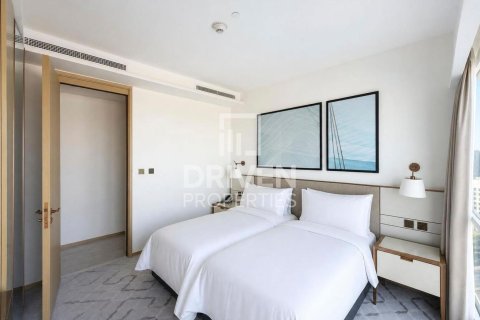 Apartment de 3 dormitorios en Address Harbour Point, UAE No. 204739 13