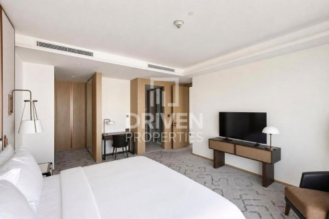 Apartment de 3 dormitorios en Address Harbour Point, UAE No. 204739 18