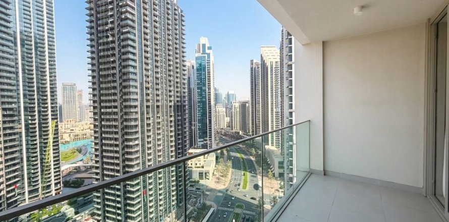 Apartment de 3 dormitorios en Dubai, UAE No. 166039