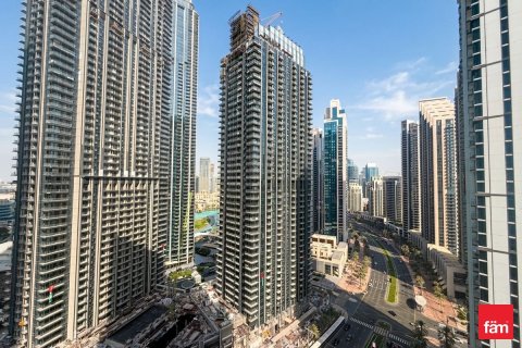 Apartment de 3 dormitorios en Dubai, UAE No. 166039 4