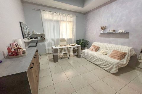 Квартира с 3 спальнями в District 11, ОАЭ №164671 12