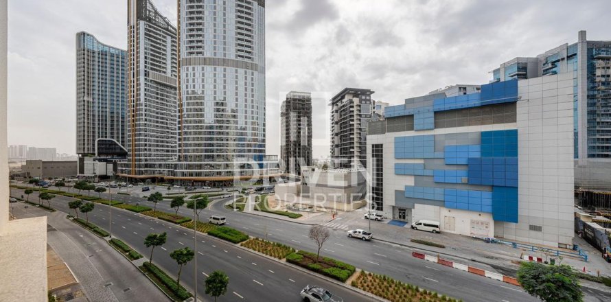 Квартира с 2 спальнями в Бизнес-Бэй, ОАЭ №138018