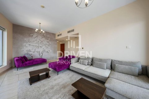 Квартира с 2 спальнями в Dubai Residence Complex, ОАЭ №190326 3