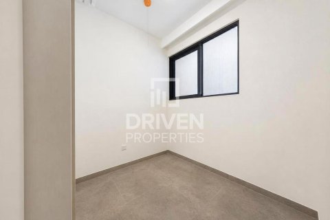 4 bedrooms Villa in Mudon, UAE No. 192557 6
