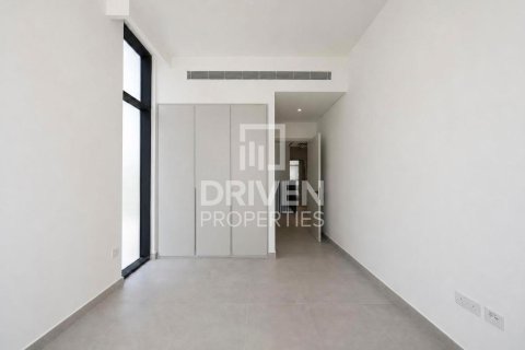 4 bedrooms Villa in Mudon, UAE No. 192557 8