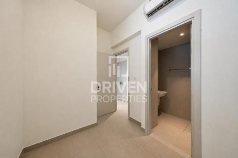 4 bedrooms Villa in Mudon, UAE No. 192557 10